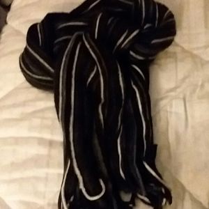 EUC gray white and black scarf
